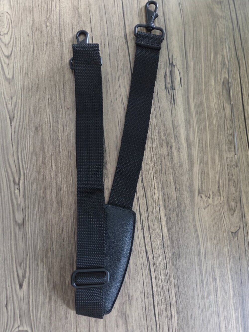 Briggs & Riley Black Adjustable Shoulder Strap - Picture 2 of 9